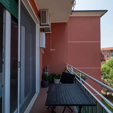 Raffinato Ed Elegante Bilocale - Lorenteggio Metropolitana M4 Appartement *