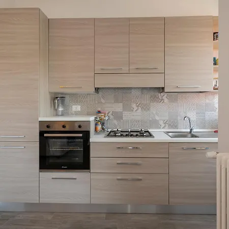 Raffinato Ed Elegante Bilocale - Lorenteggio Metropolitana M4 * Milaan